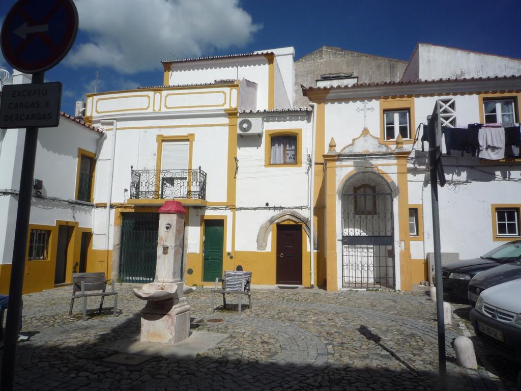 Ebora Home - Garage Free - Centro Historico Evora Bagian luar foto